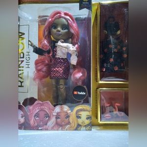 (Daria) Rainbow High doll
